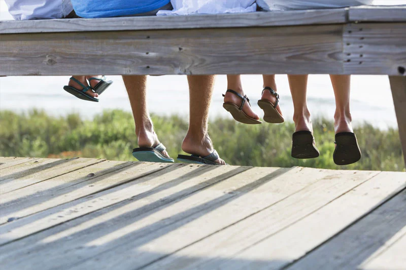 purely northwes family feet bench 